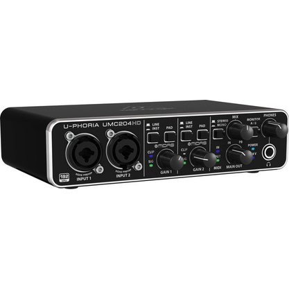 Звуковая карта (аудиоинтерфейс) Behringer UMC204HD