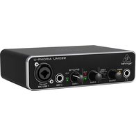 Behringer UMC22