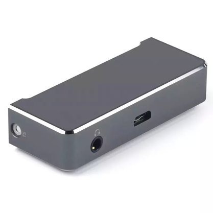 Портативный усилитель и ЦАП FiiO AM5