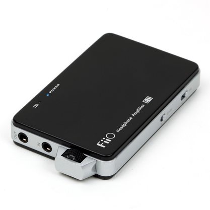 Портативный усилитель и ЦАП FiiO E11