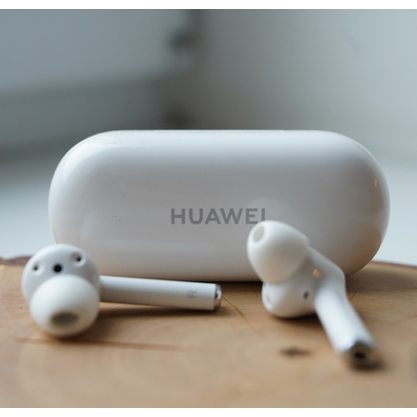 Беспроводные наушники Huawei Freebuds 3i (белый)