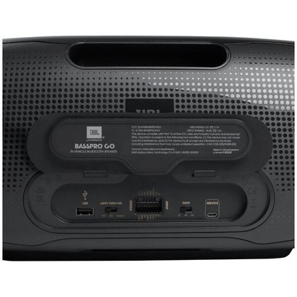 Портативная колонка JBL BassPro Go