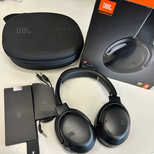 Уцененный товар JBL Tour One M2 (черный) (уценка)