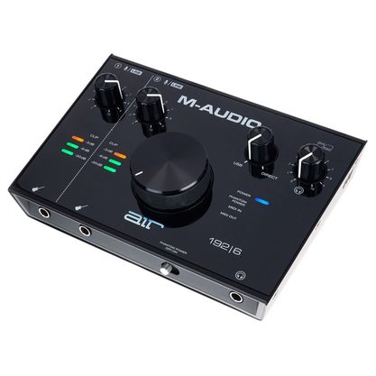 Звуковая карта (аудиоинтерфейс) M-Audio AIR 192/6