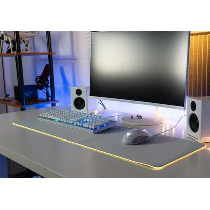 Коврик для мыши Razer Goliathus Chroma Extended (белый)