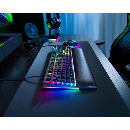Игровая клавиатура Razer BlackWidow V4 (Yellow Switch)