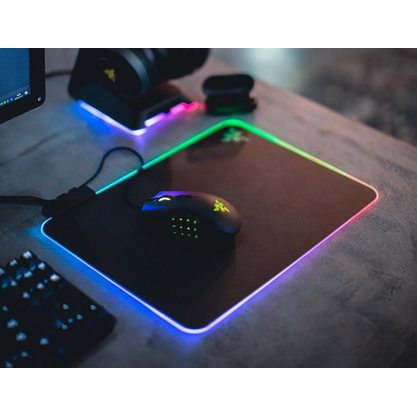 Уцененный товар Razer firefly V2 (уценка)