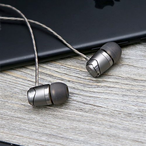 Наушники SoundMagic E11 (черный)