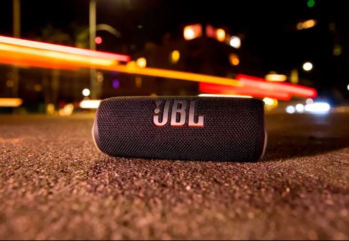 Портативная колонка JBL Flip 6 Портативная колонка JBL Flip 6