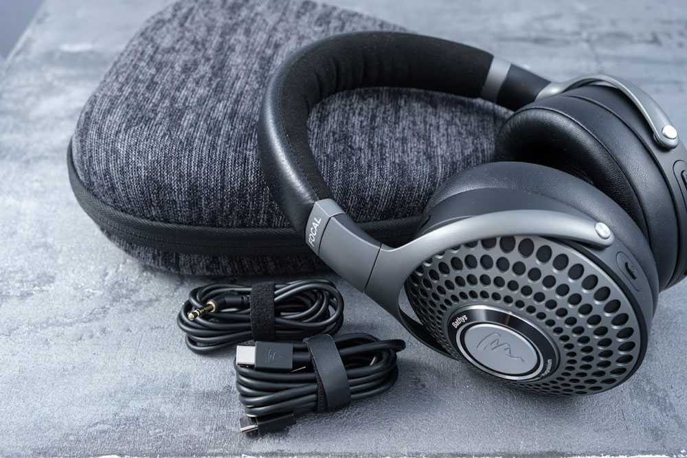 Bowers wilkins px8