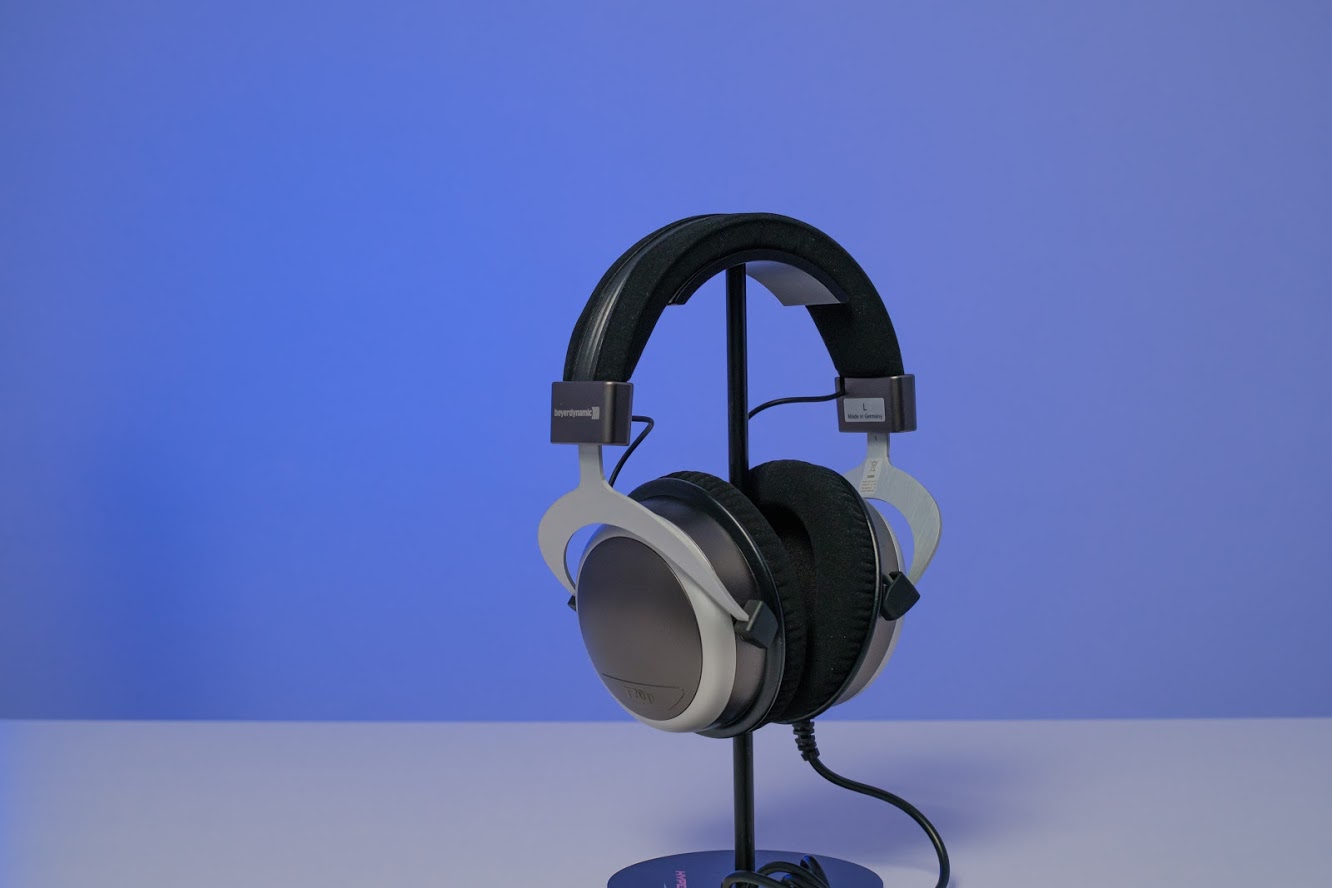 ТОП 15 наушников BeyerDynamic. Часть 1 – устройства для работы.